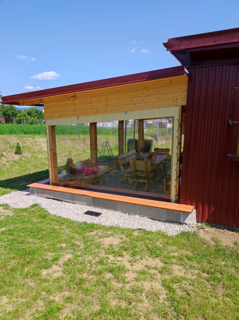 PVC opláštenie altánku alebo terasy – realizácia LuxPlachty
